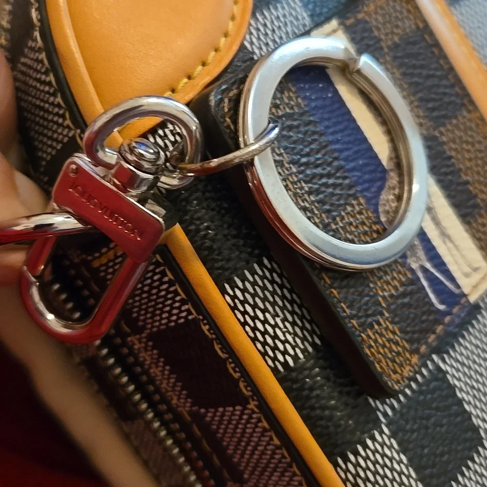 Louis Vuitton Damier Ebene Giraffe Key Holder Charm Jake and Dinos Chapman 2017